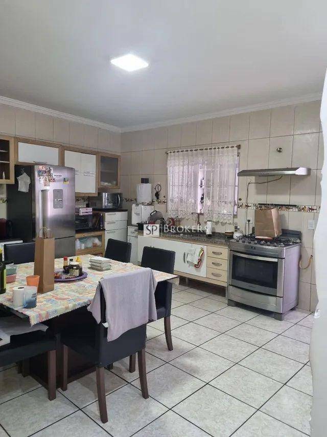 Casa à venda com 3 quartos, 200m² - Foto 9