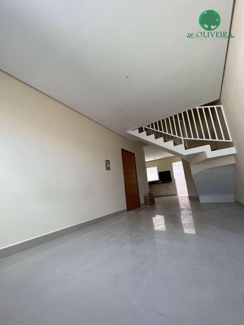 Sobrado à venda com 3 quartos, 136m² - Foto 2