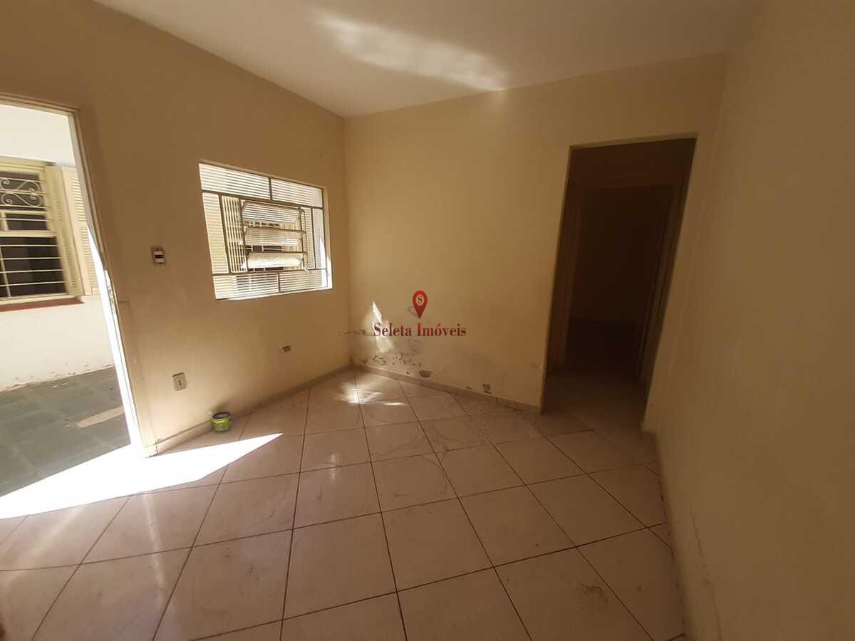 Casa à venda com 4 quartos, 372m² - Foto 30