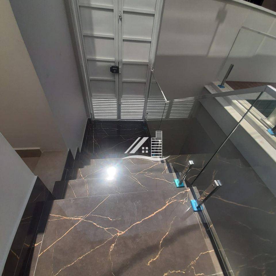 Sobrado à venda com 3 quartos, 304m² - Foto 36