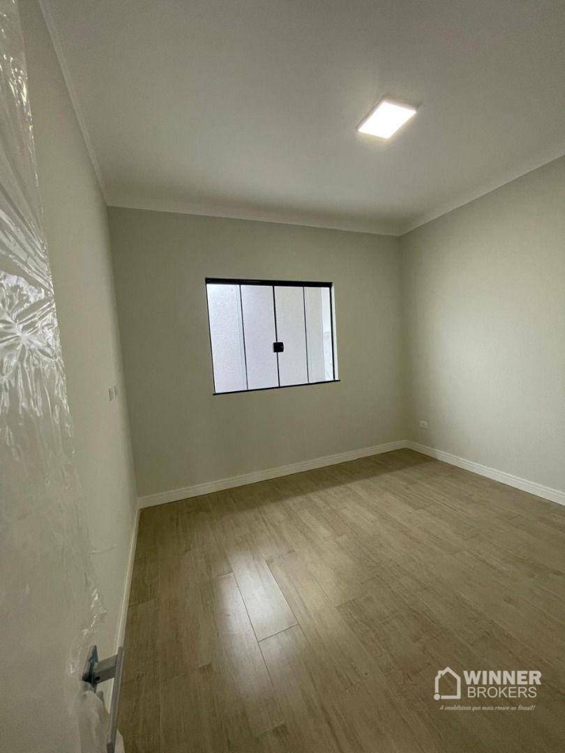 Casa à venda com 3 quartos, 95m² - Foto 11