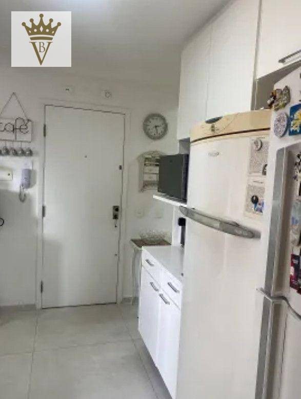 Apartamento à venda com 3 quartos, 159m² - Foto 4