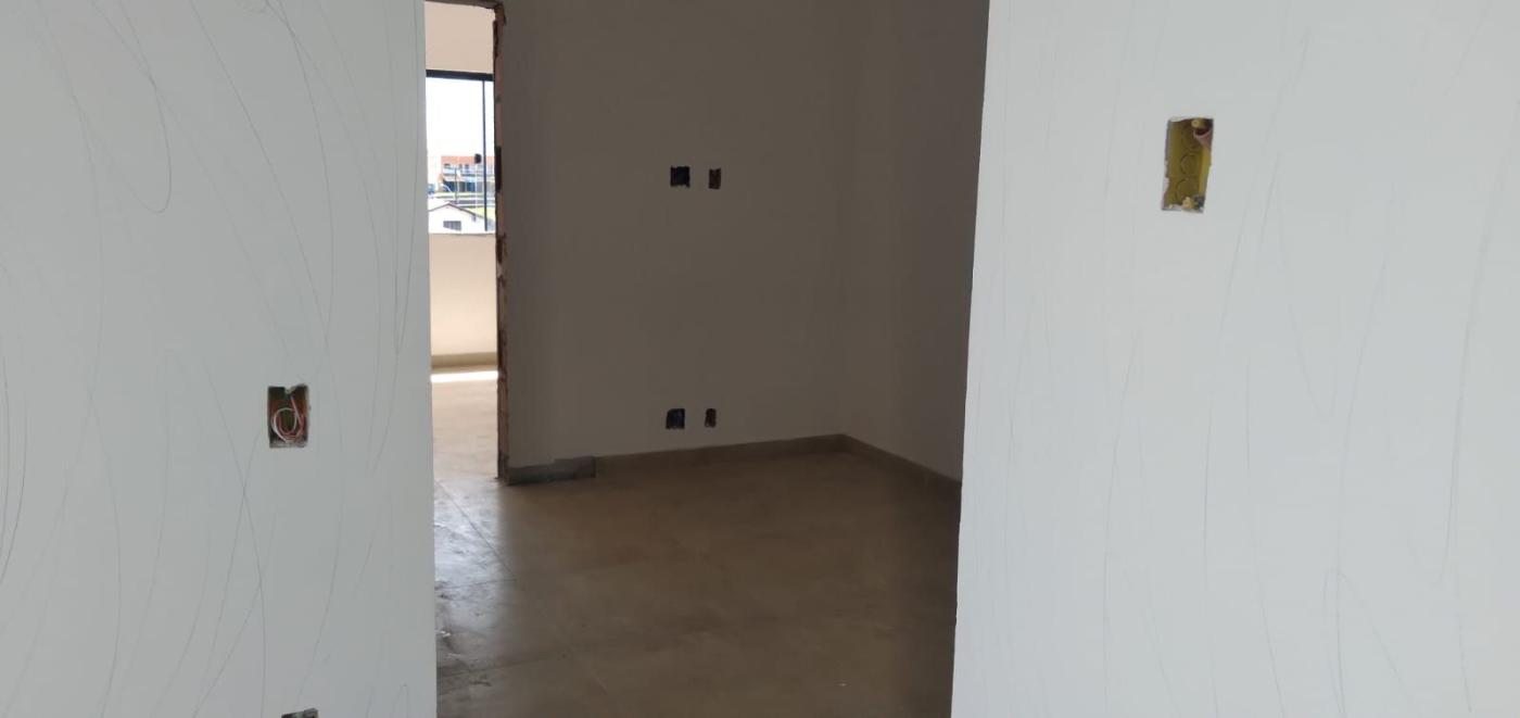 Apartamento à venda com 2 quartos, 72m² - Foto 9