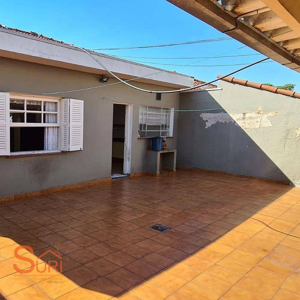 Casa à venda com 3 quartos, 280m² - Foto 1