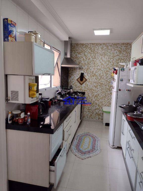 Apartamento à venda com 3 quartos, 121m² - Foto 9