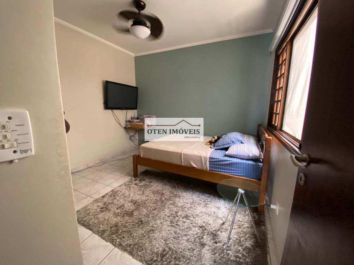 Casa à venda com 3 quartos, 320m² - Foto 15