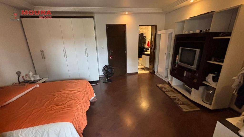 Sobrado à venda com 3 quartos, 230m² - Foto 13