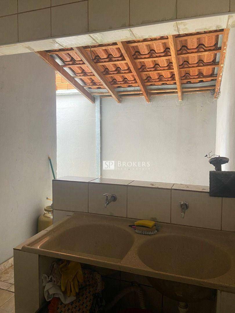 Casa à venda com 3 quartos, 86m² - Foto 10