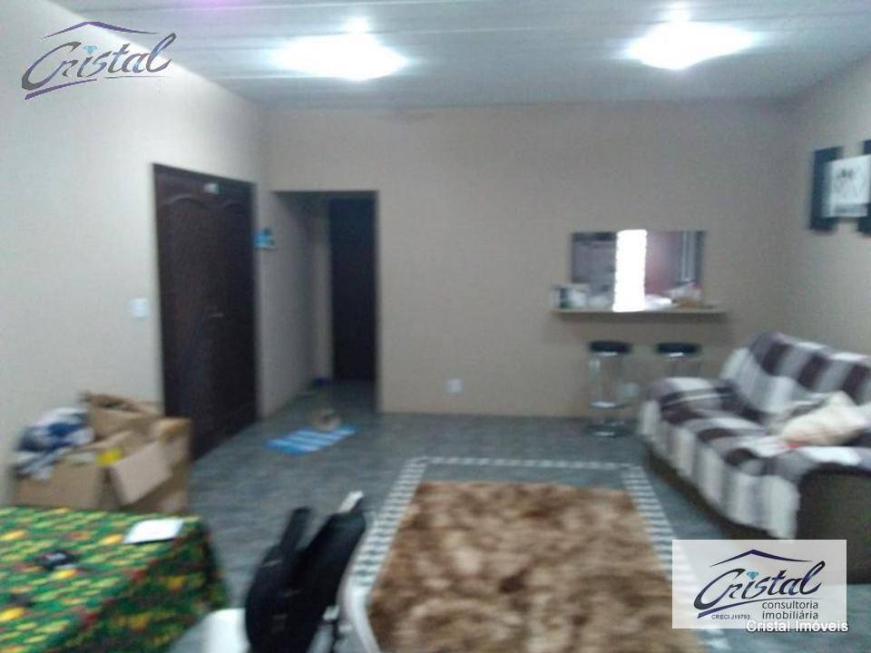 Casa à venda com 3 quartos, 300m² - Foto 2