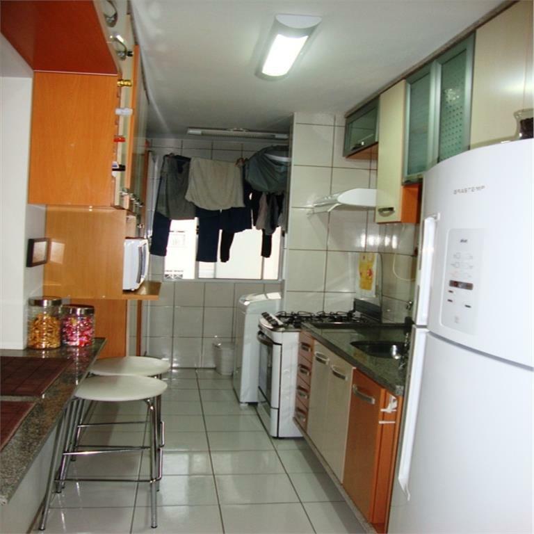 Apartamento à venda com 2 quartos, 57m² - Foto 11