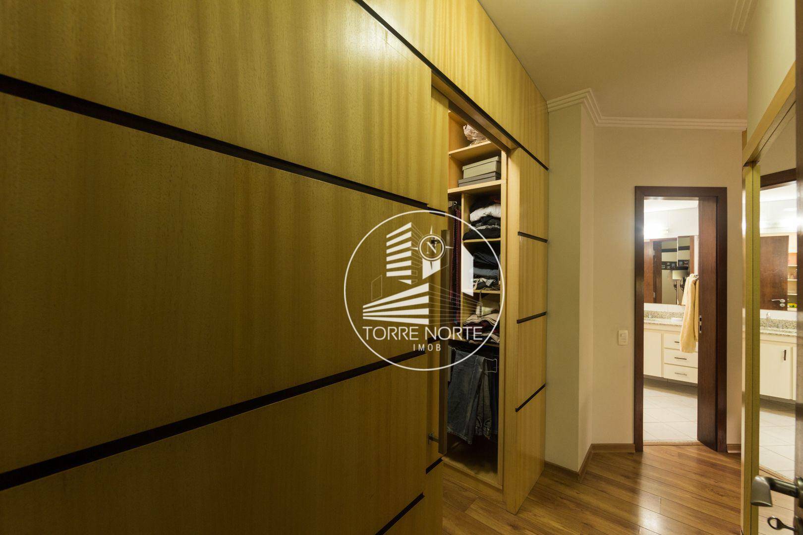 Apartamento à venda com 3 quartos, 188m² - Foto 18