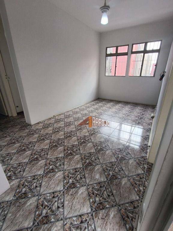 Apartamento à venda com 2 quartos, 41m² - Foto 9