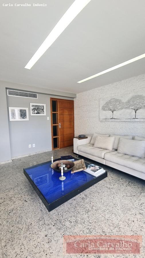 Apartamento à venda com 3 quartos, 196m² - Foto 4