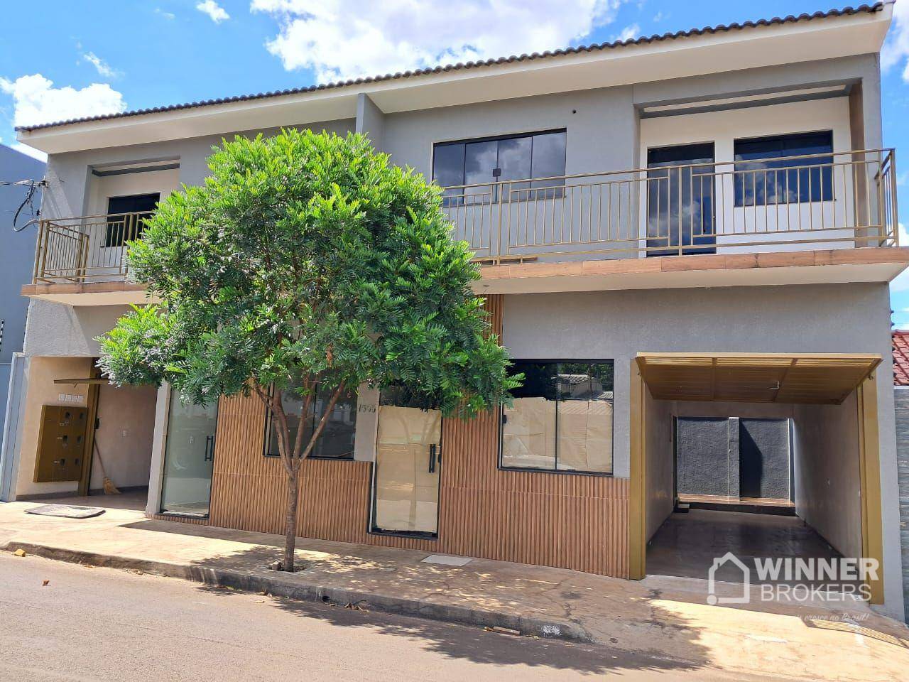 Sobrado à venda com 2 quartos, 283m² - Foto 2