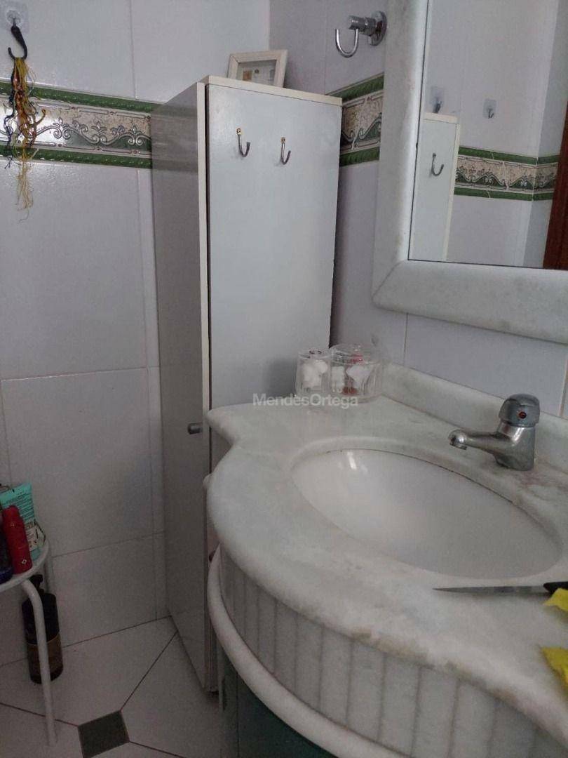 Casa à venda com 4 quartos, 234m² - Foto 8