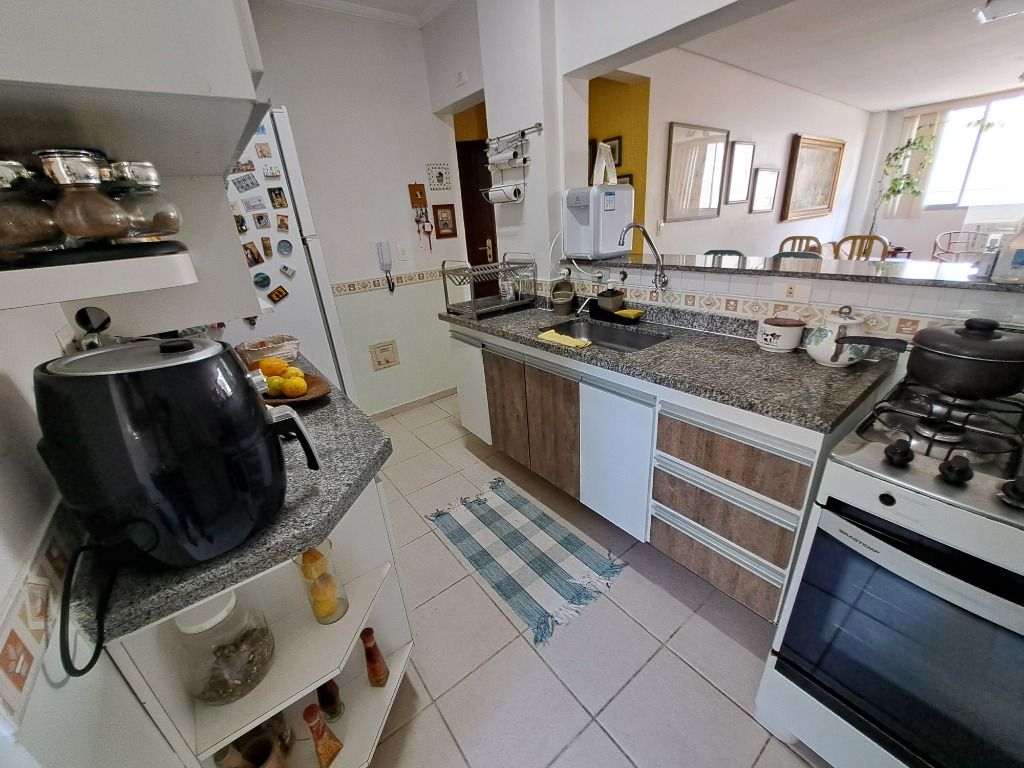 Apartamento à venda com 2 quartos, 75m² - Foto 13