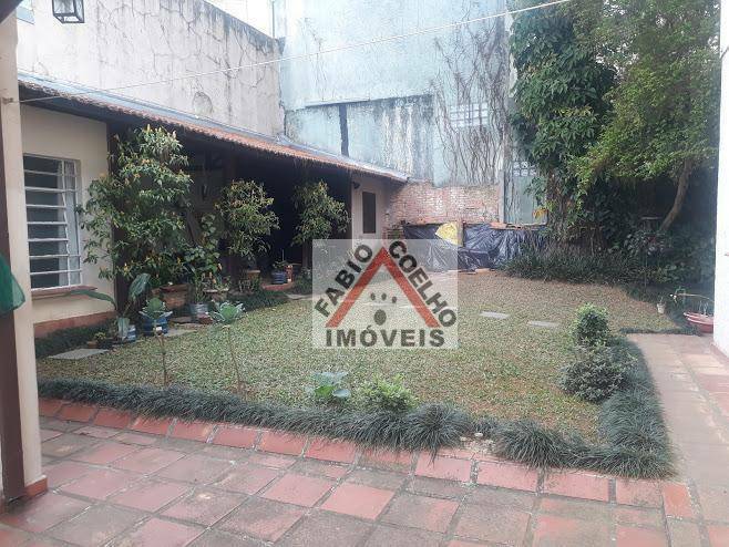 Sobrado à venda com 5 quartos, 240m² - Foto 4