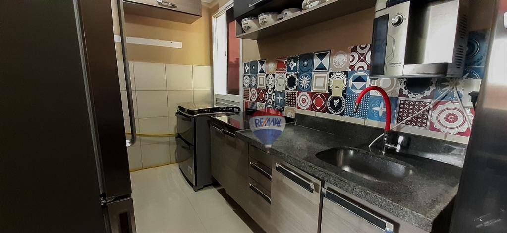 Apartamento à venda com 3 quartos, 76m² - Foto 7