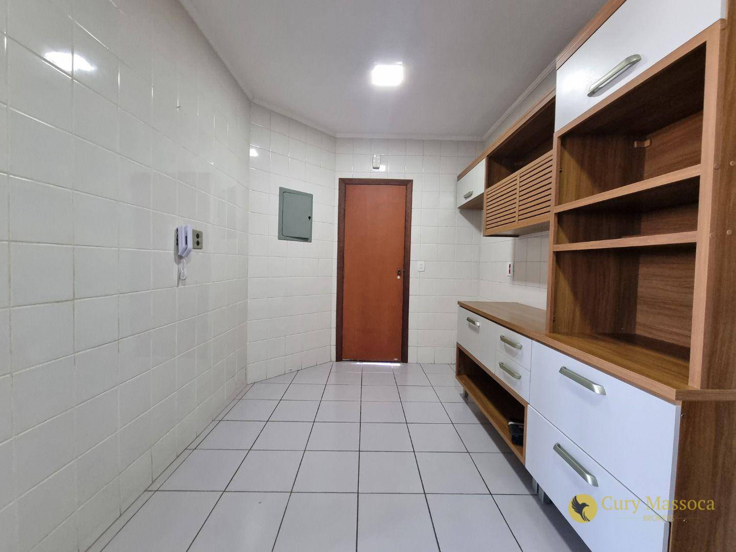 Apartamento para alugar com 3 quartos, 95m² - Foto 10