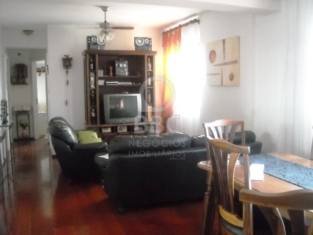 Apartamento à venda com 3 quartos, 94m² - Foto 2