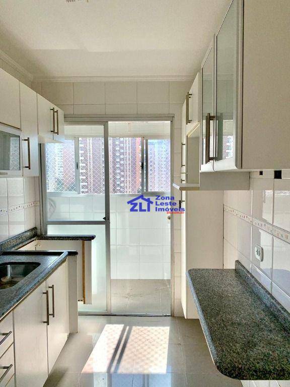 Apartamento à venda com 2 quartos, 60m² - Foto 2