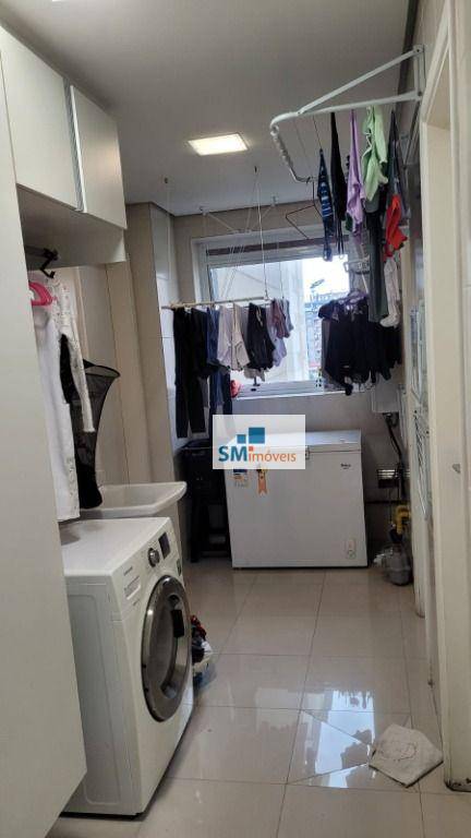 Apartamento à venda com 4 quartos, 240m² - Foto 15