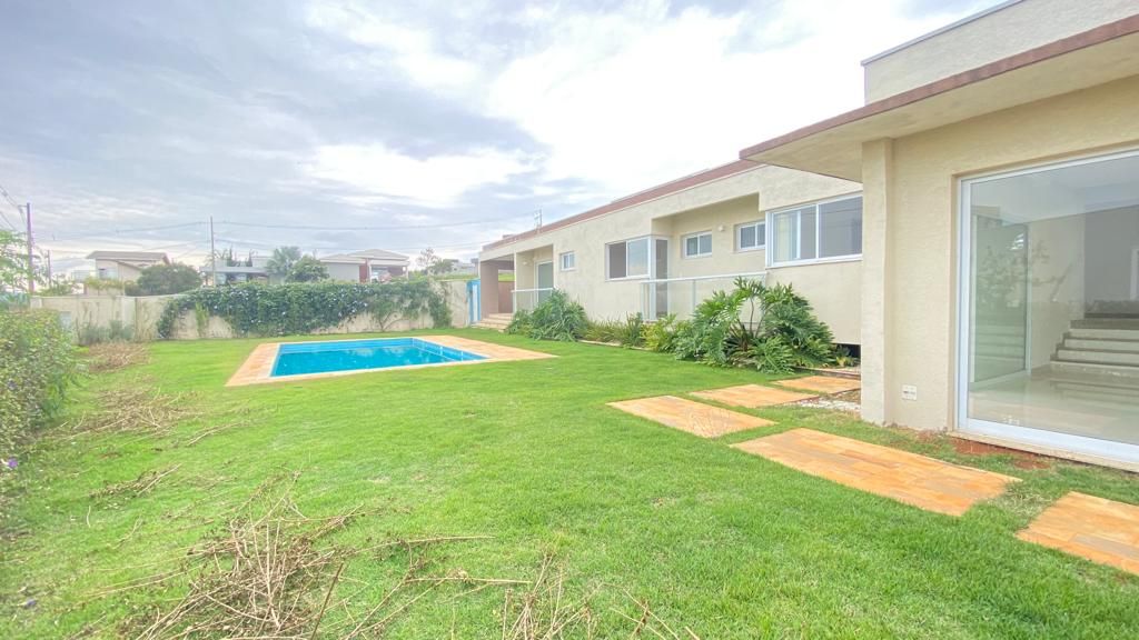 Casa à venda com 3 quartos, 300m² - Foto 39