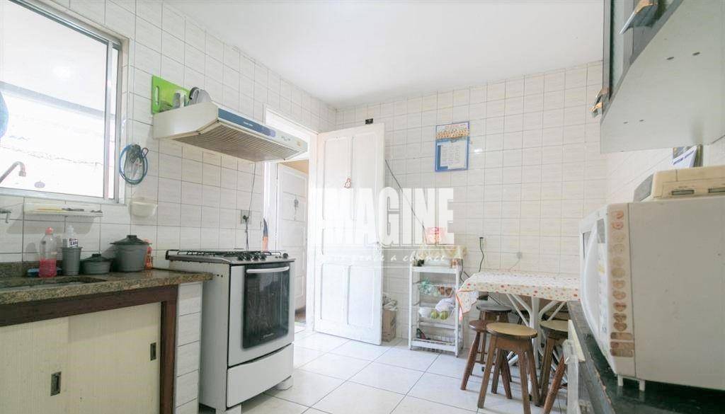 Casa à venda com 3 quartos, 138m² - Foto 7