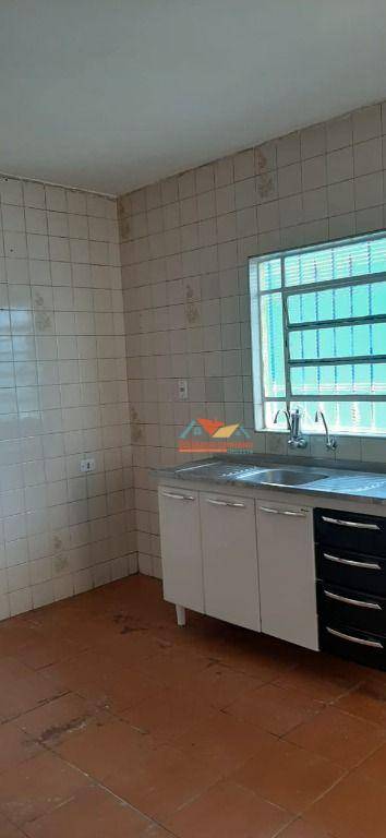 Casa à venda com 4 quartos, 200m² - Foto 34