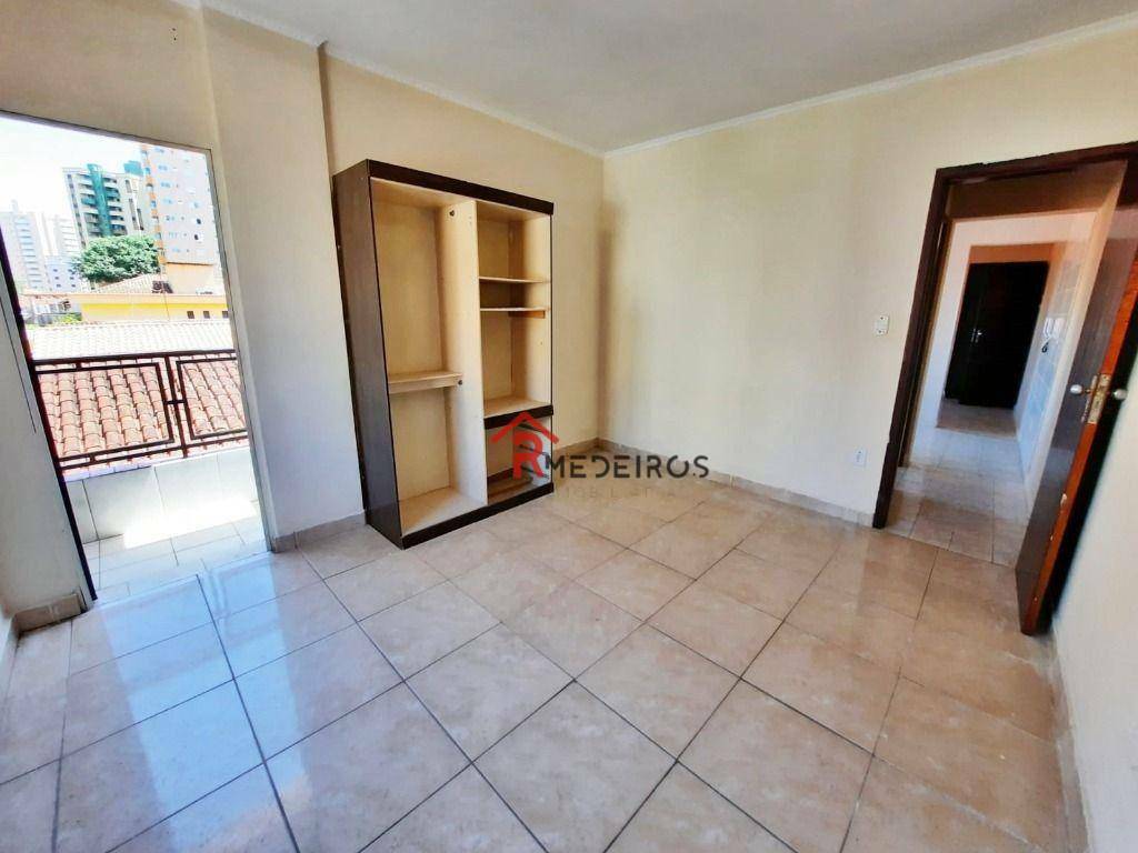 Apartamento à venda com 1 quarto, 38m² - Foto 3