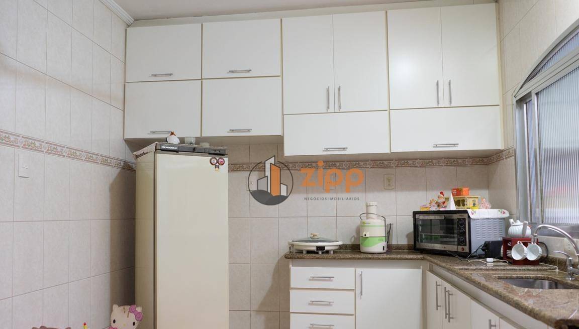 Sobrado à venda com 3 quartos, 149m² - Foto 4