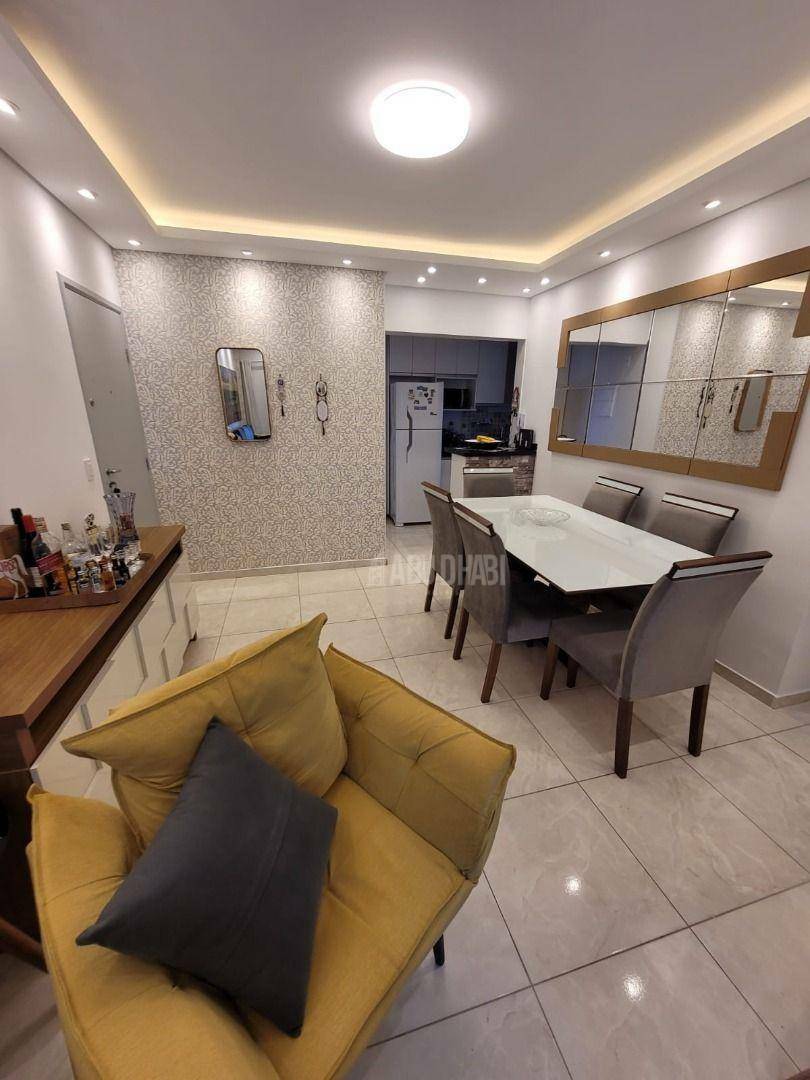 Apartamento à venda com 2 quartos, 70m² - Foto 18