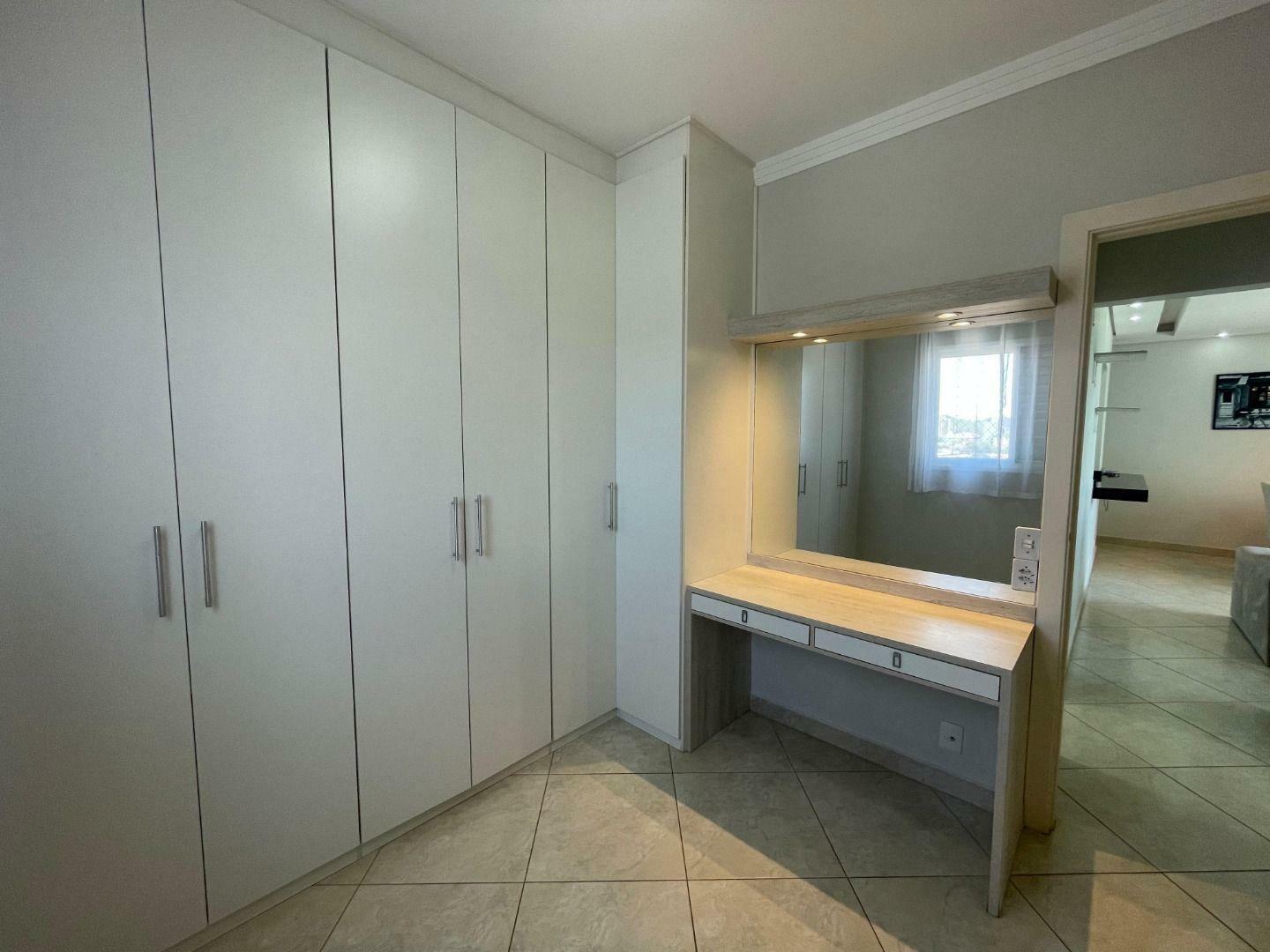 Apartamento para alugar com 2 quartos, 63m² - Foto 10