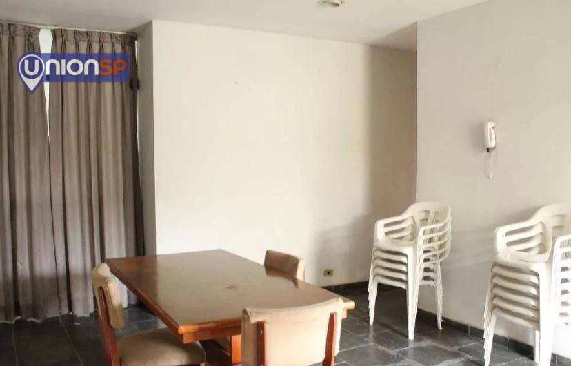 Apartamento à venda com 2 quartos, 65m² - Foto 18