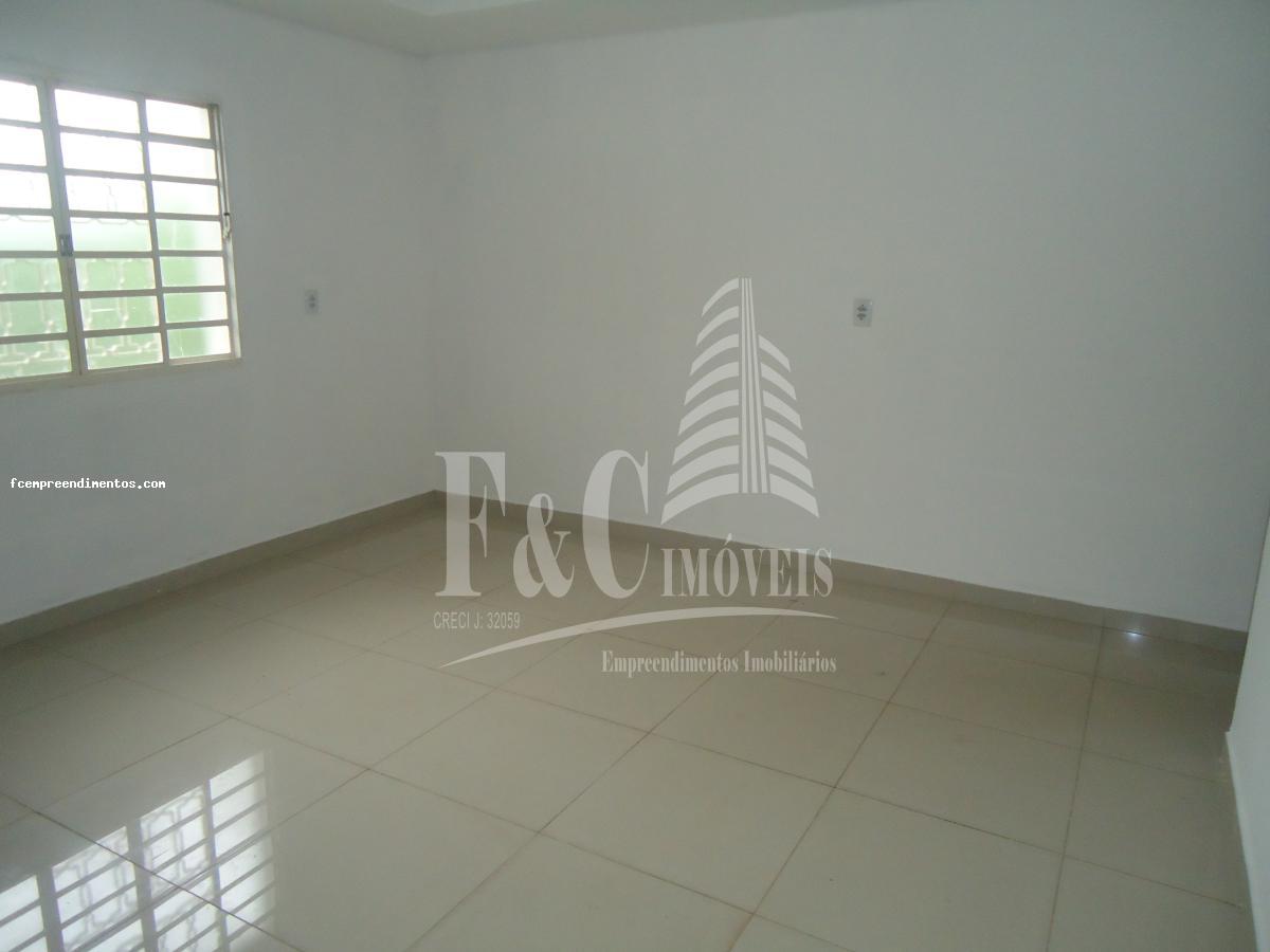 Casa à venda com 2 quartos, 140m² - Foto 9