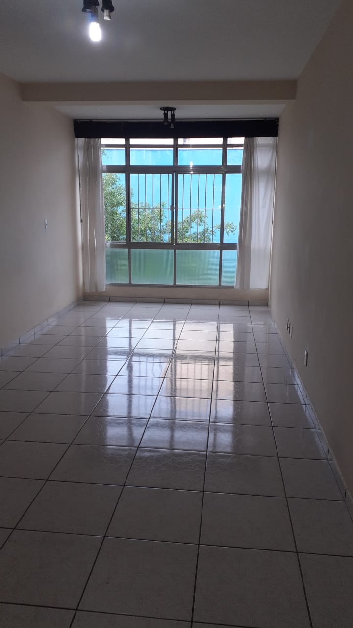 Apartamento à venda com 3 quartos, 123m² - Foto 1