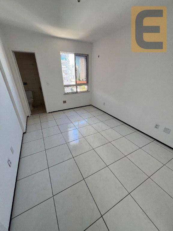 Apartamento à venda com 3 quartos, 126m² - Foto 13