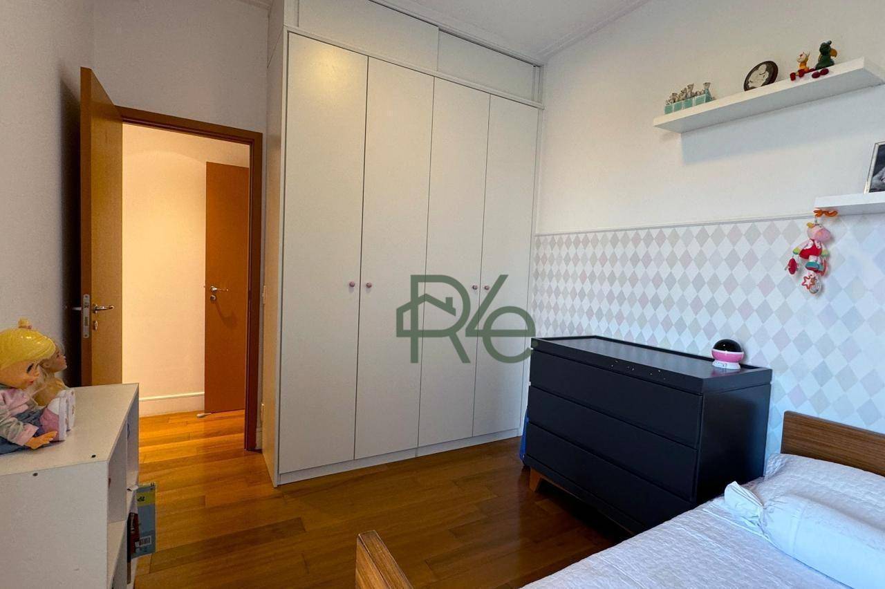 Apartamento à venda com 3 quartos, 116m² - Foto 11