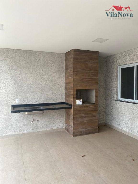 Casa à venda com 3 quartos, 130m² - Foto 1