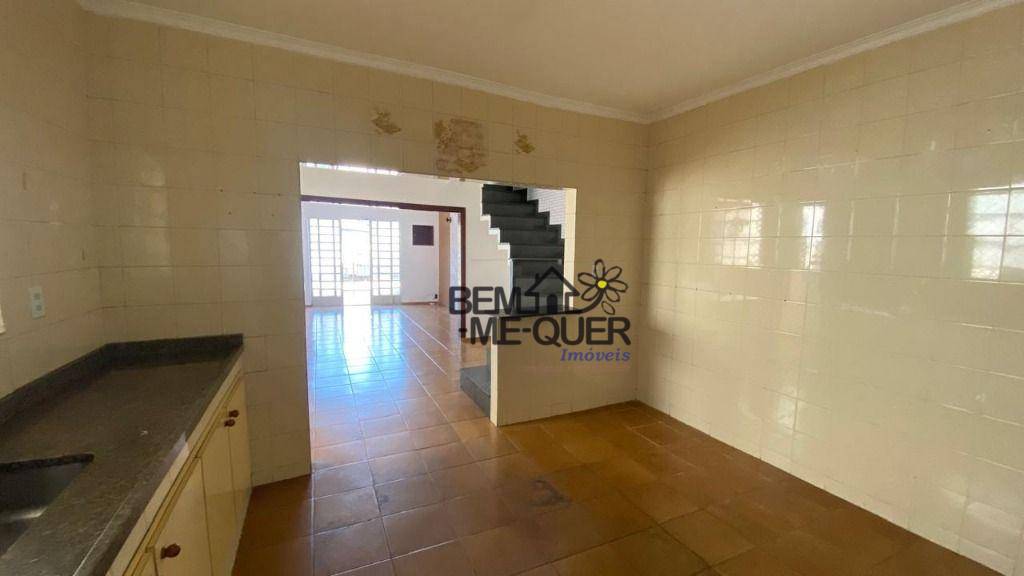 Sobrado à venda com 4 quartos, 230m² - Foto 16