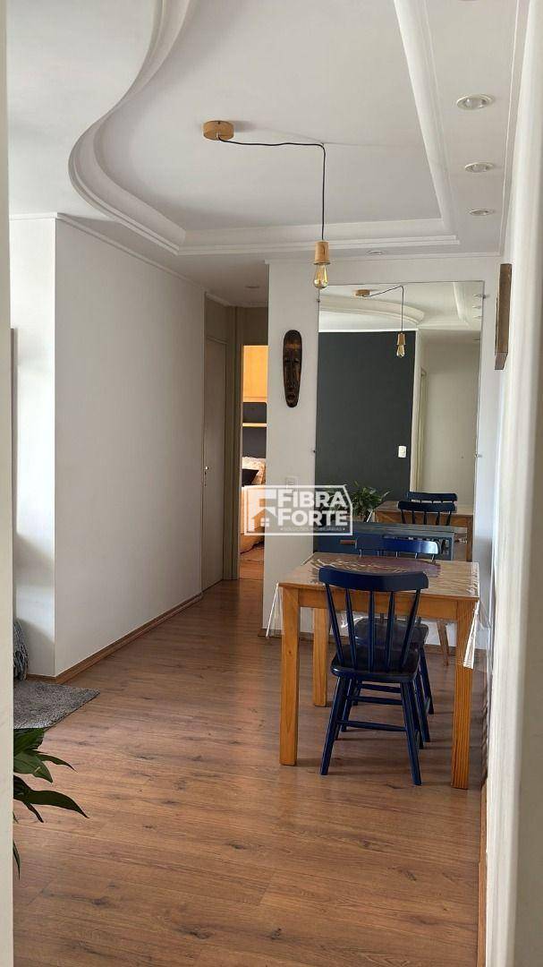 Apartamento à venda com 2 quartos, 62m² - Foto 2