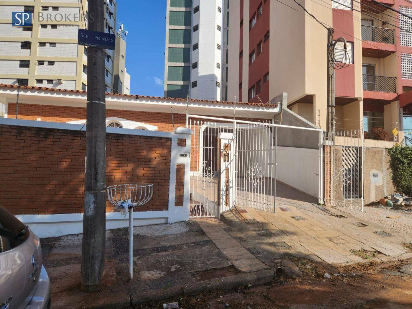 Casa à venda com 3 quartos, 168m² - Foto 2