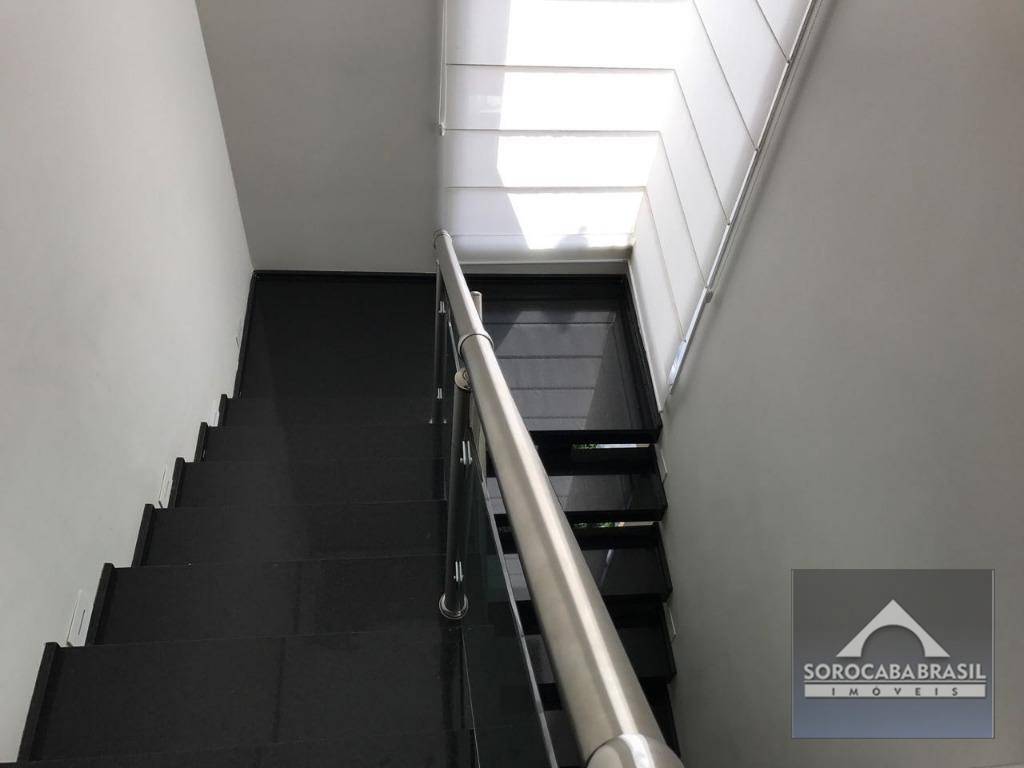 Sobrado à venda com 5 quartos, 471m² - Foto 2