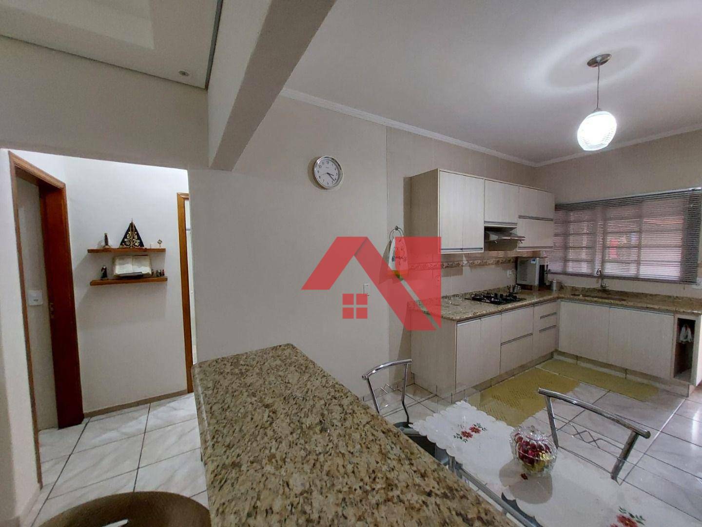 Casa à venda com 2 quartos, 150m² - Foto 19