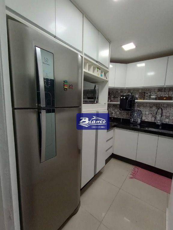 Apartamento à venda com 2 quartos, 59m² - Foto 20