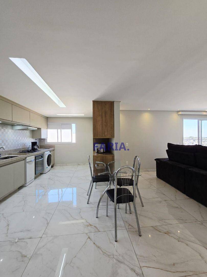 Apartamento à venda com 3 quartos, 148m² - Foto 3
