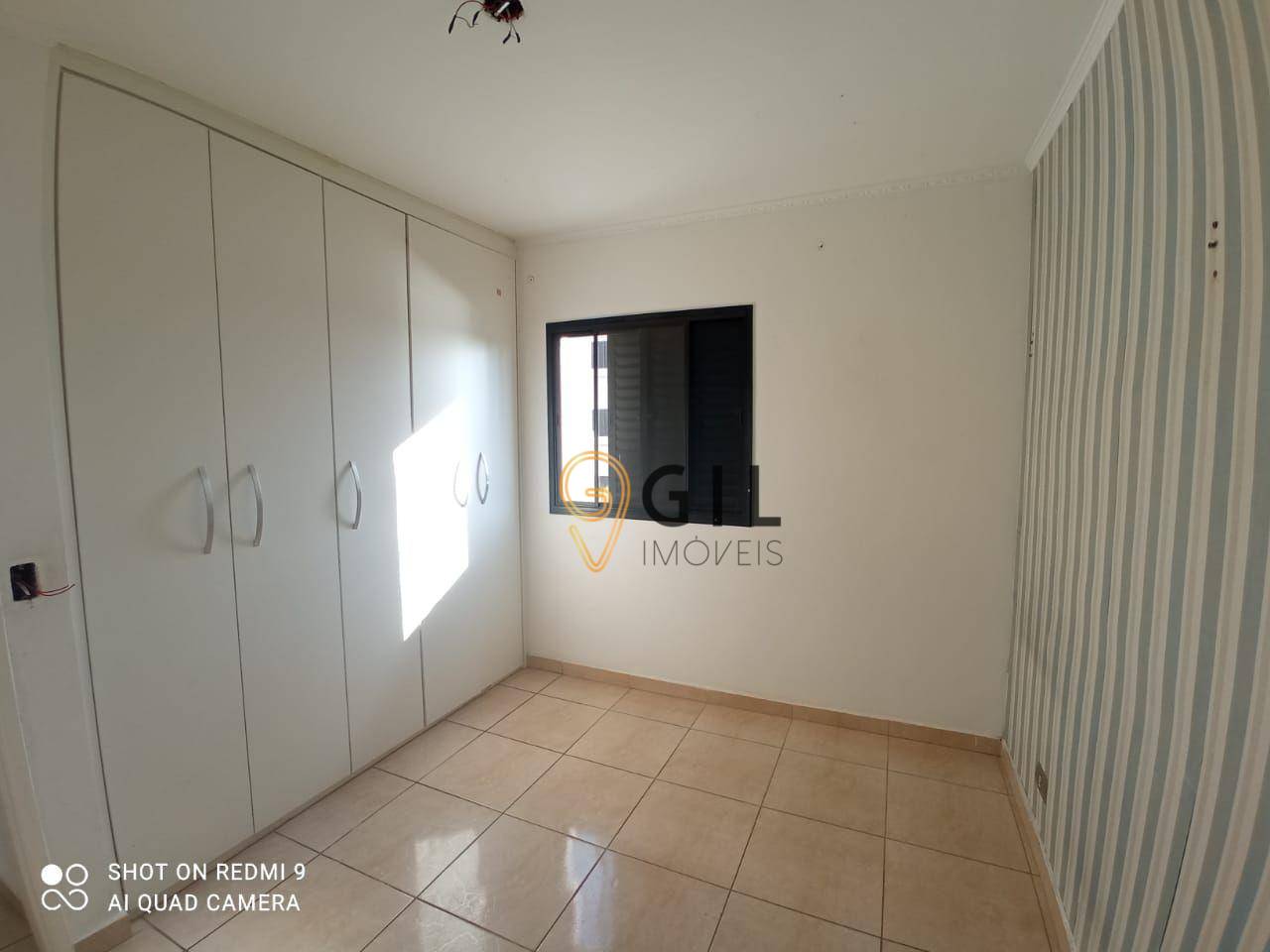 Apartamento à venda com 2 quartos, 61m² - Foto 4