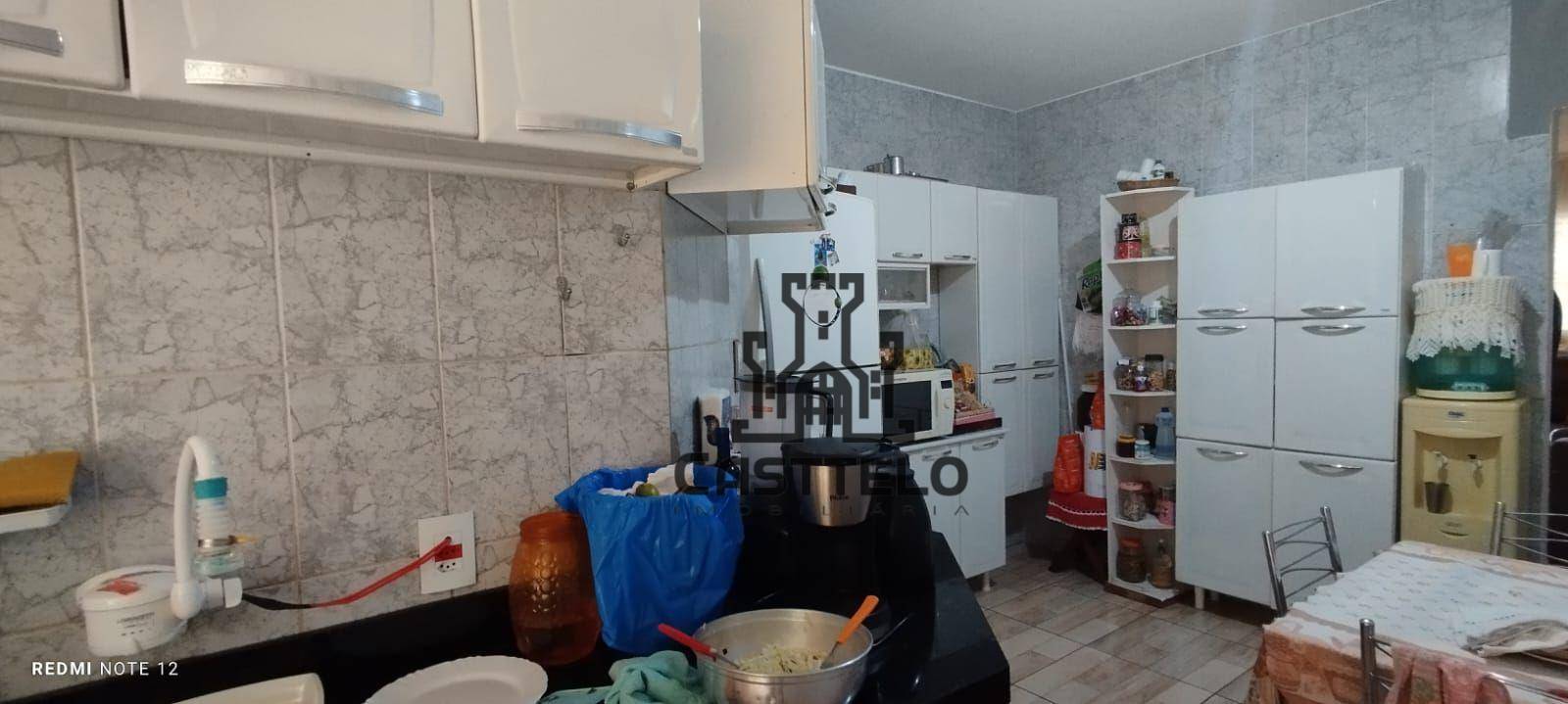 Casa à venda com 3 quartos, 120m² - Foto 24