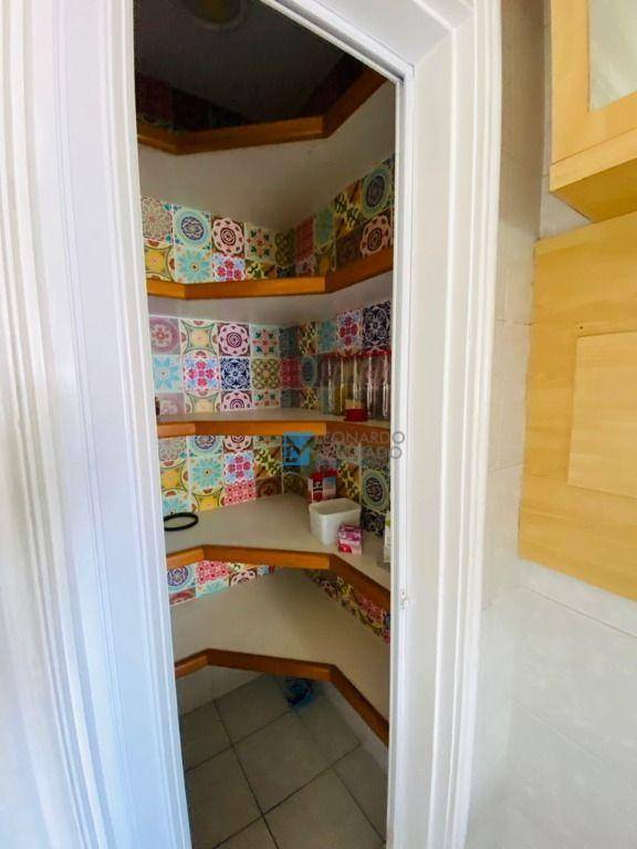 Apartamento à venda com 3 quartos, 127m² - Foto 4