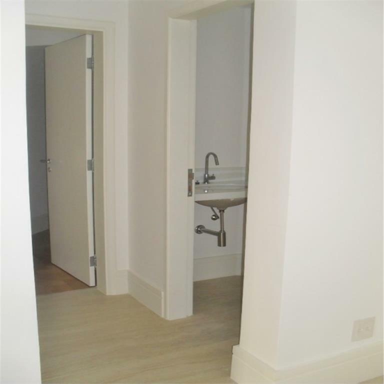 Apartamento à venda com 3 quartos, 210m² - Foto 10